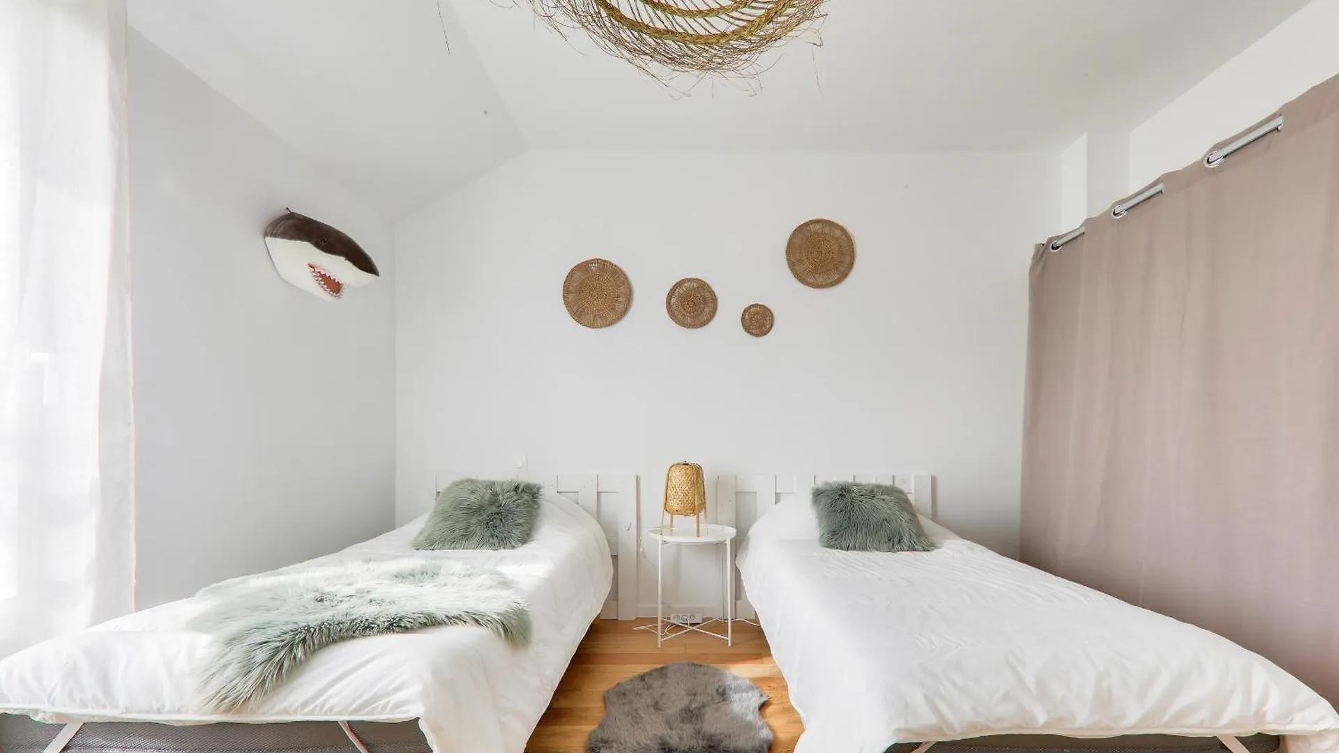 Maison Neuve Pour 8 - 500M Plage Du Rouvran Le Tour-du-Parc Tatil Evi
