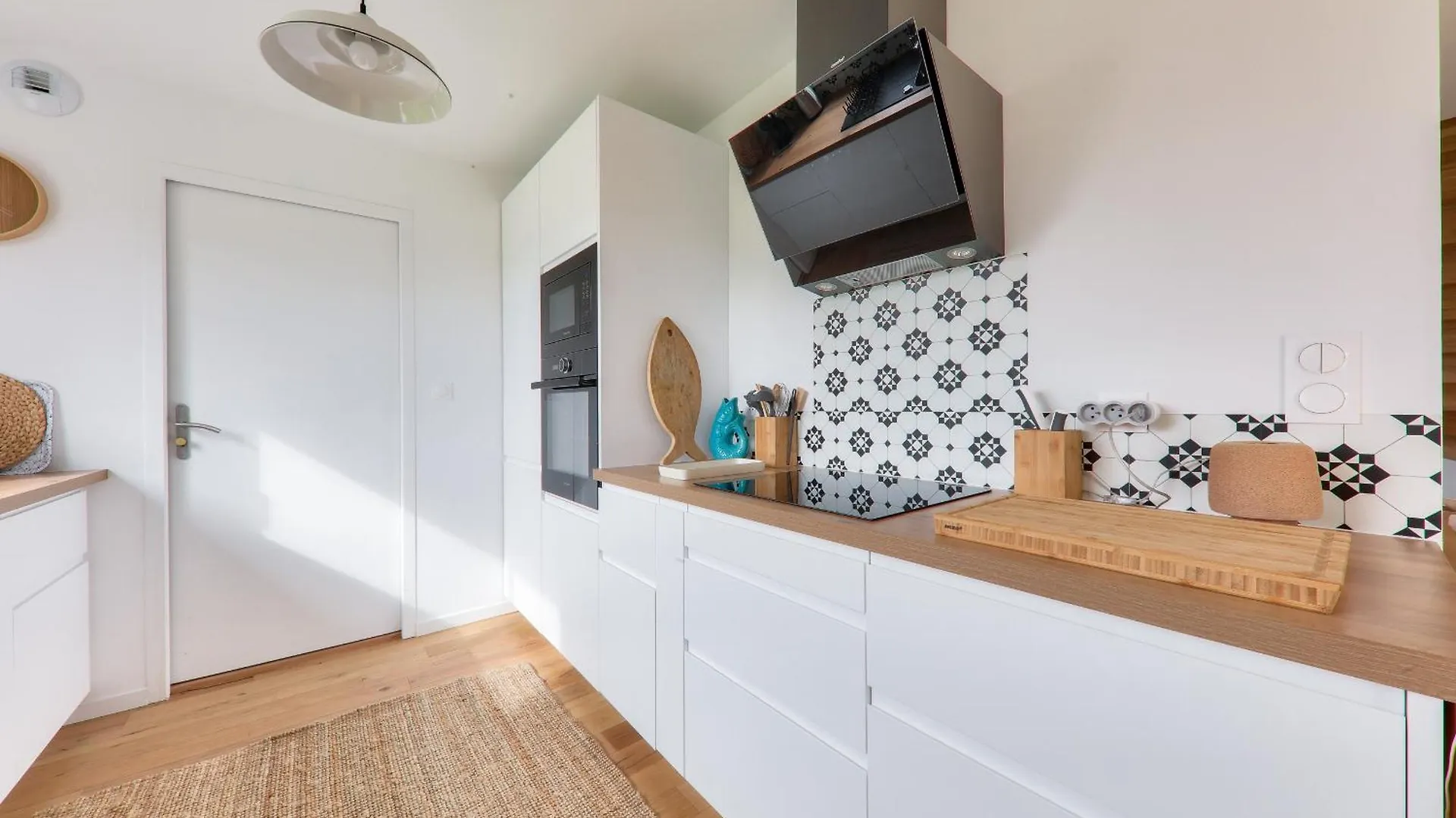 Holiday home Maison Neuve Pour 8 - 500M Plage Du Rouvran Le Tour-du-Parc