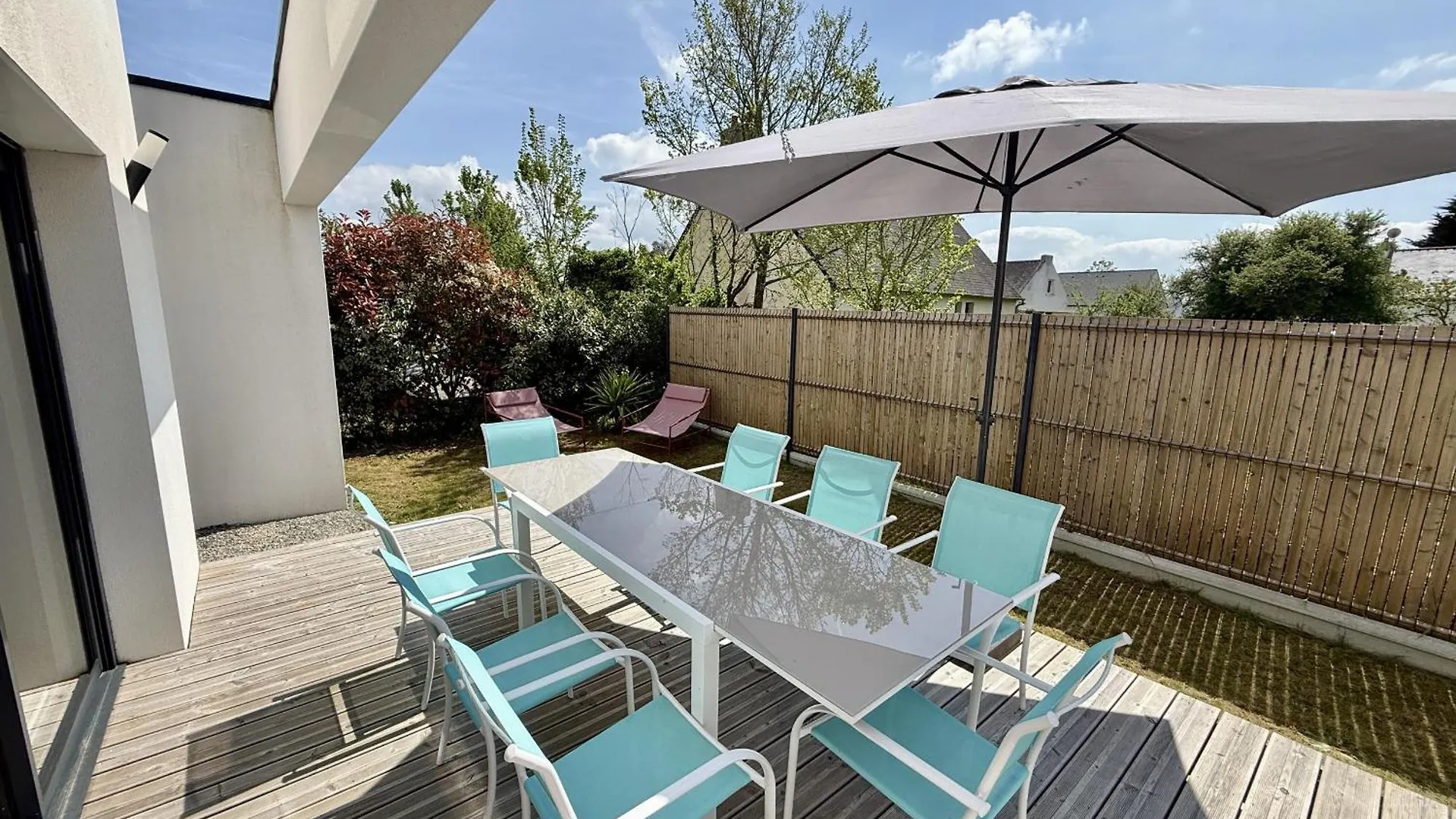 Maison Neuve Pour 8 - 500M Plage Du Rouvran Le Tour-du-Parc 0*,  Fransa